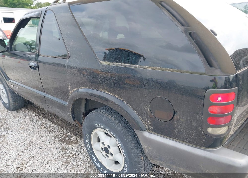 1995 CHEVROLET BLAZER VIN: 1GNCT18W9S2155745