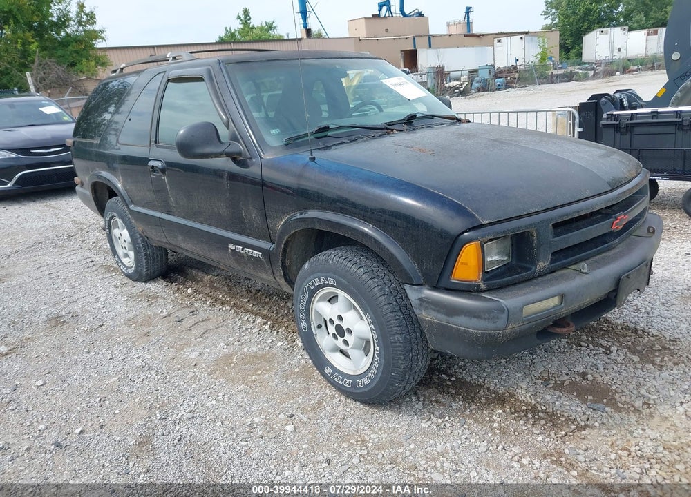 1995 CHEVROLET BLAZER VIN: 1GNCT18W9S2155745