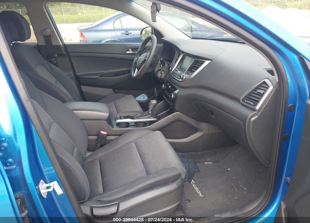 2018 HYUNDAI TUCSON SEL VIN: KM8J33A41JU604452