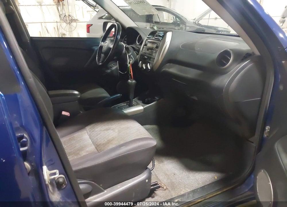 2004 TOYOTA RAV4 VIN: JTEHD20V346011782