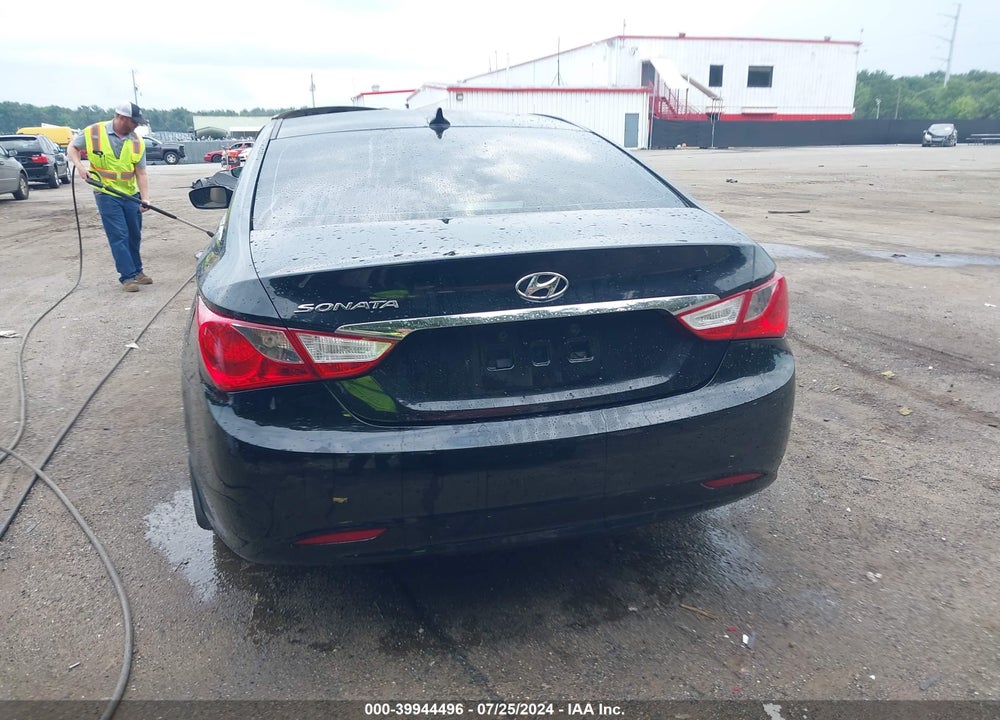 2013 HYUNDAI SONATA GLS VIN: 5NPEB4AC6DH774830