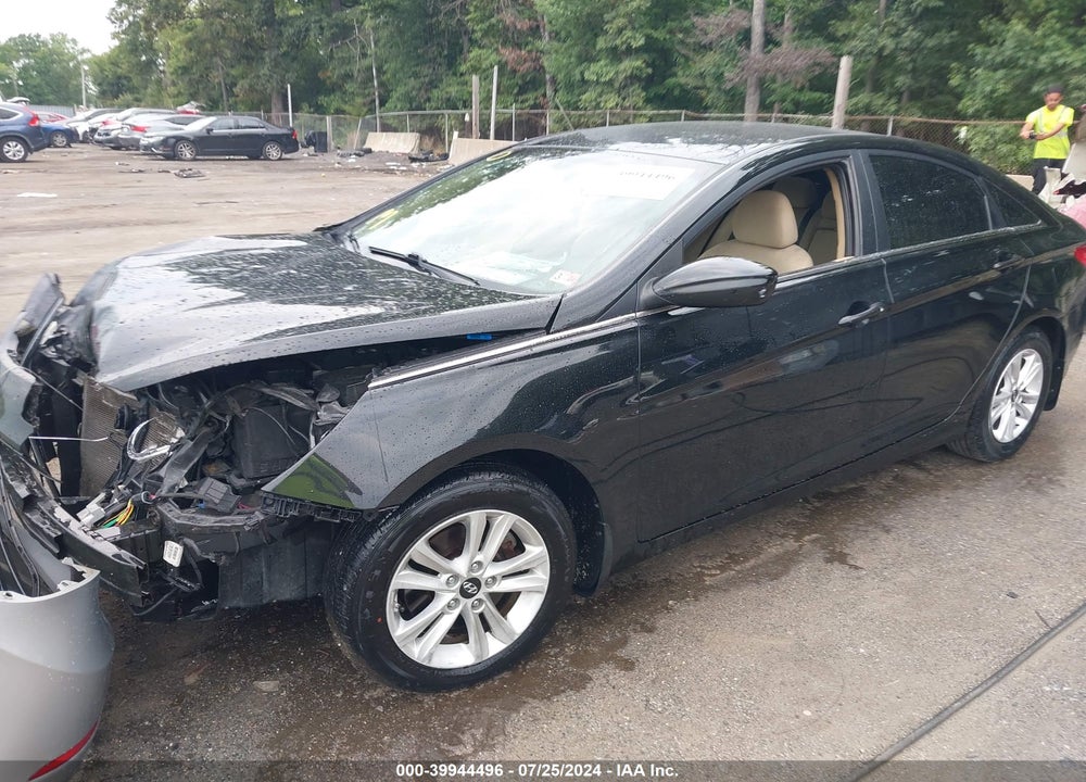 2013 HYUNDAI SONATA GLS VIN: 5NPEB4AC6DH774830