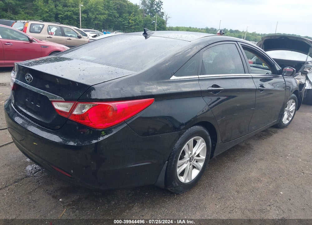 2013 HYUNDAI SONATA GLS VIN: 5NPEB4AC6DH774830