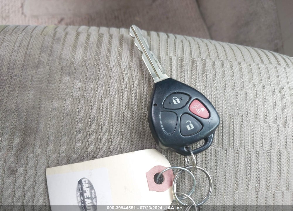 2011 TOYOTA RAV4 VIN: 2T3BF4DV8BW172862
