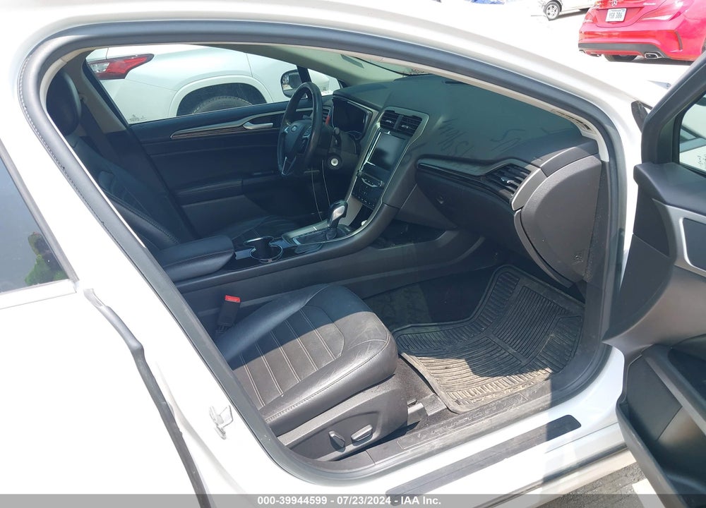 2014 FORD FUSION SE VIN: 3FA6P0HD9ER255420