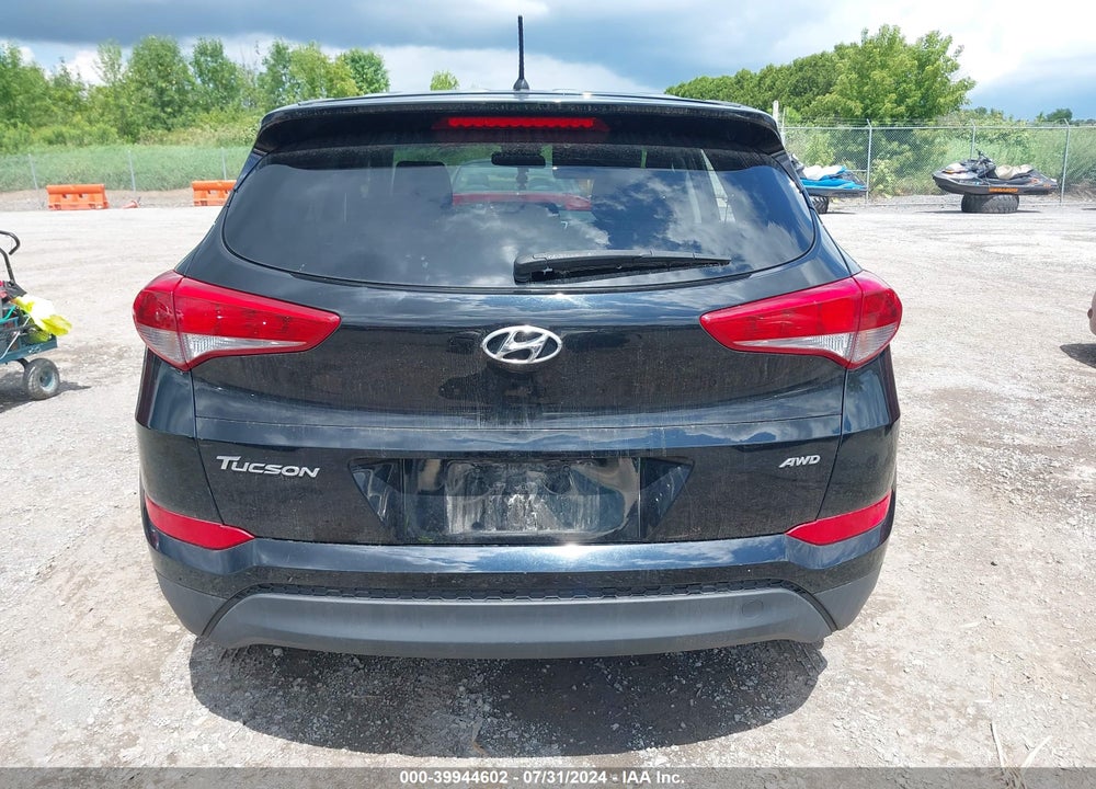 2018 HYUNDAI TUCSON SE VIN: KM8J2CA45JU694613