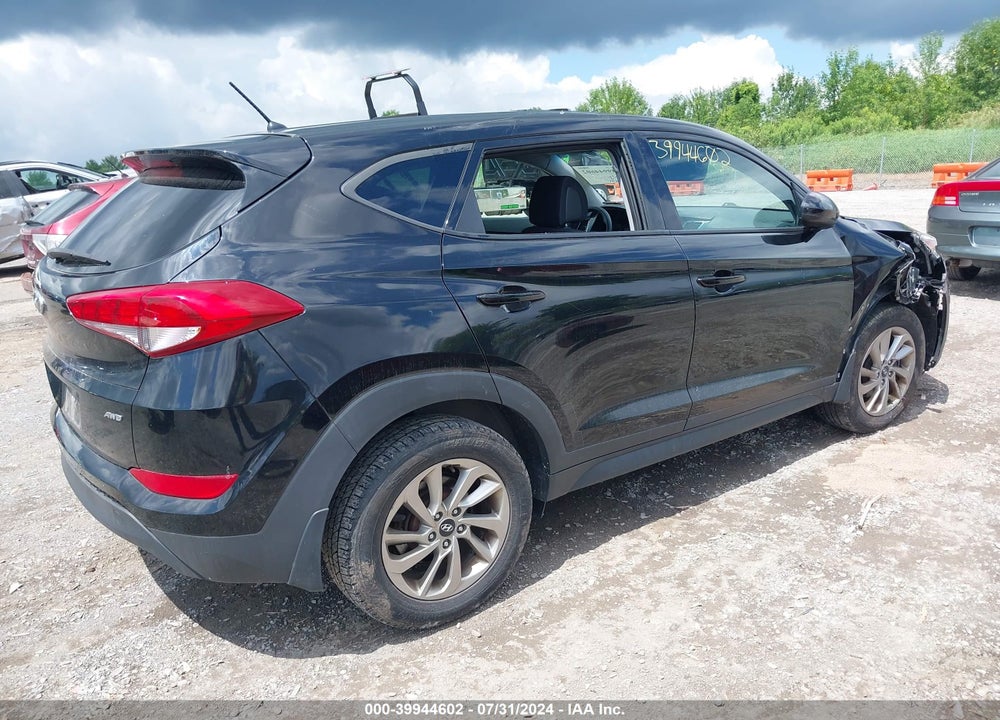 2018 HYUNDAI TUCSON SE VIN: KM8J2CA45JU694613