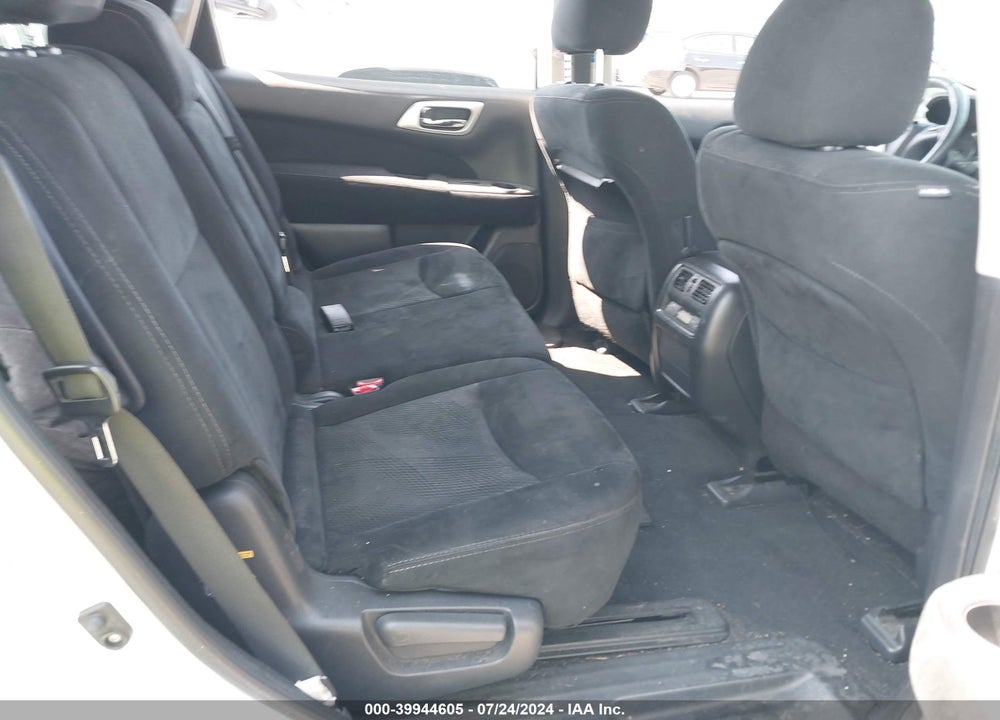 2015 NISSAN PATHFINDER SV VIN: 5N1AR2MN0FC699421