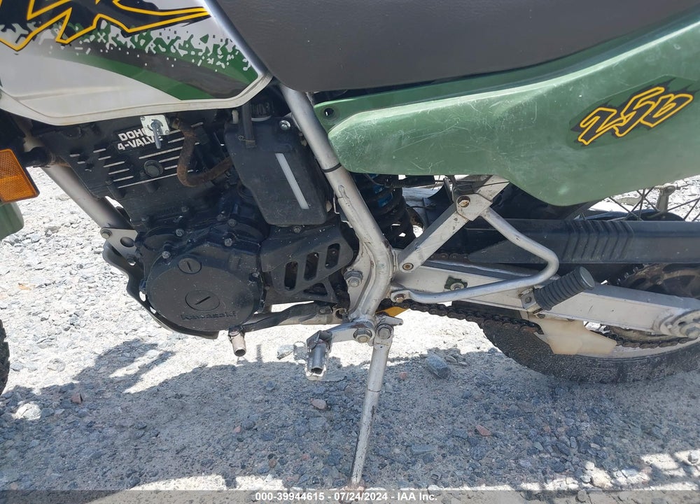2001 KAWASAKI KL250 D VIN: JKAKLMD161A104282