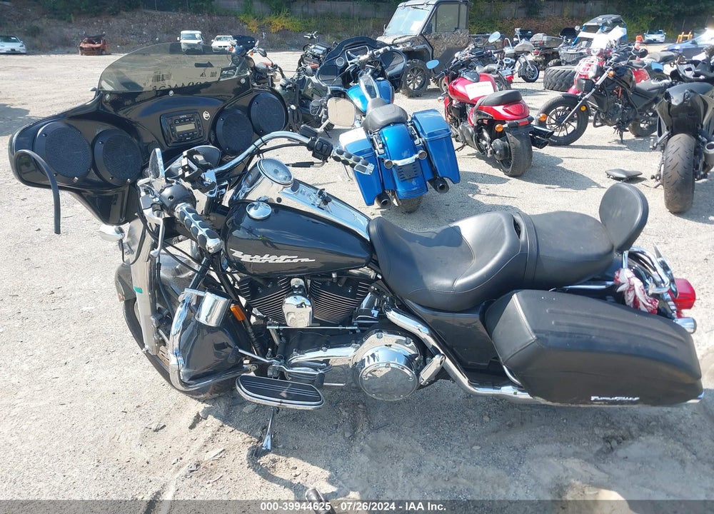 2007 HARLEY-DAVIDSON FLHRS VIN: 1HD1FY4197Y715258