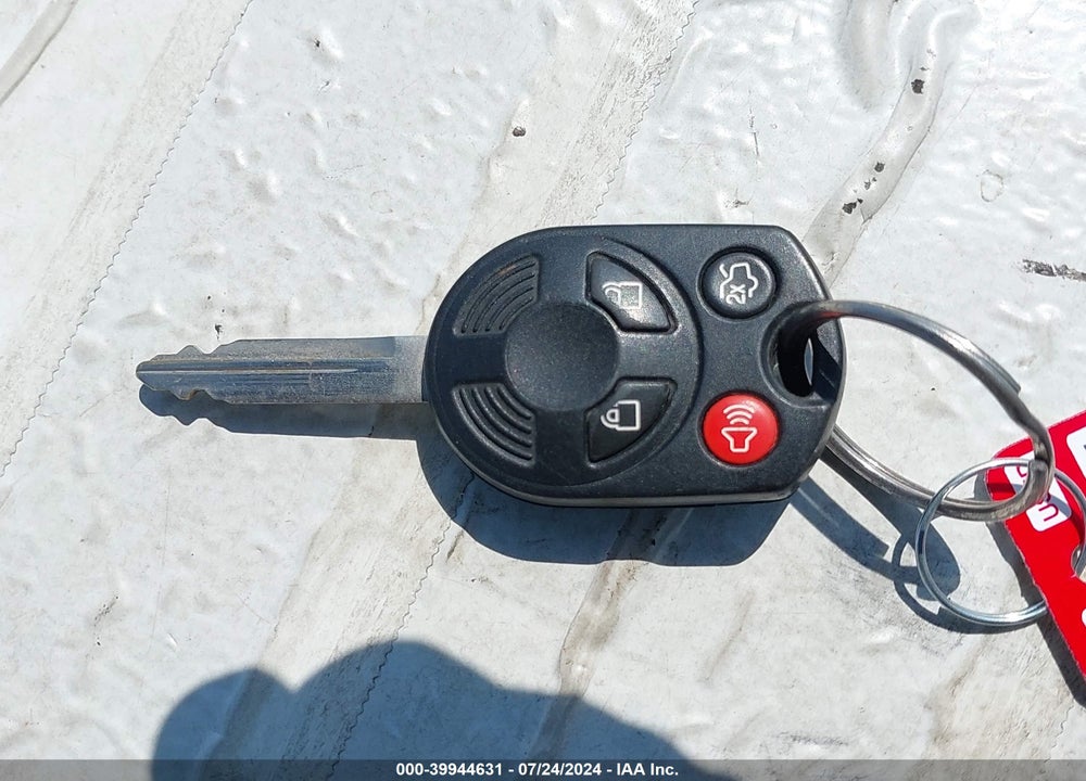 2010 FORD ESCAPE LIMITED VIN: 1FMCU0E7XAKC89137