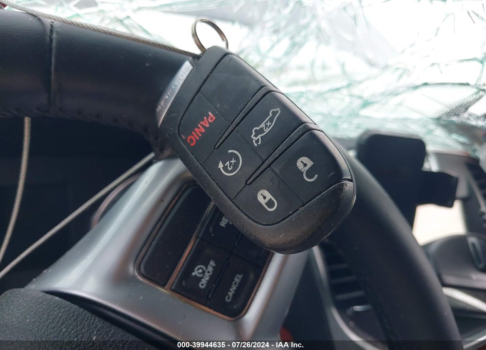 2012 CHRYSLER 300 VIN: 2C3CCAAGXCH188603
