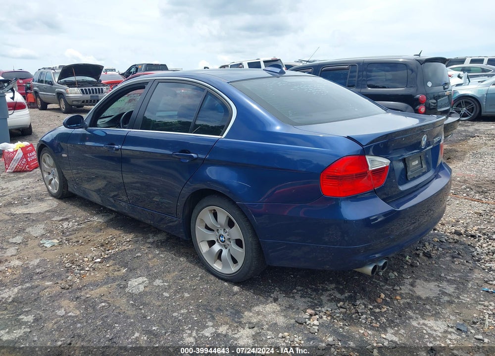 2006 BMW 330XI VIN: WBAVD33536KV66537