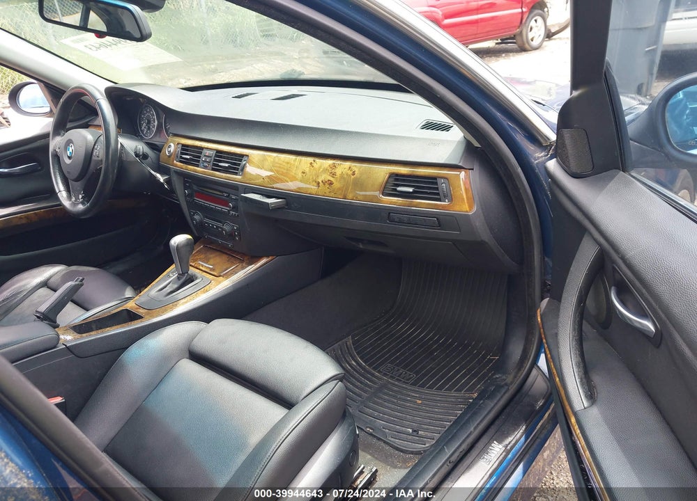 2006 BMW 330XI VIN: WBAVD33536KV66537