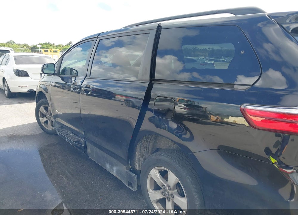 2020 TOYOTA SIENNA VIN: 5TDKZ3DC0LS057577
