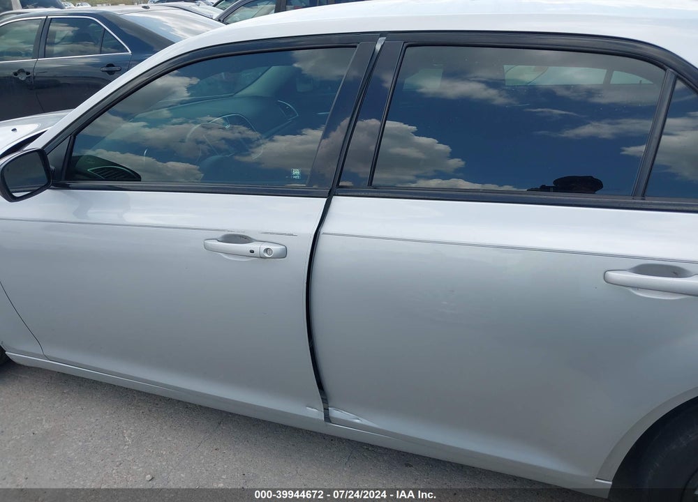 2020 CHRYSLER 300 TOURING VIN: 2C3CCAAG2LH168801