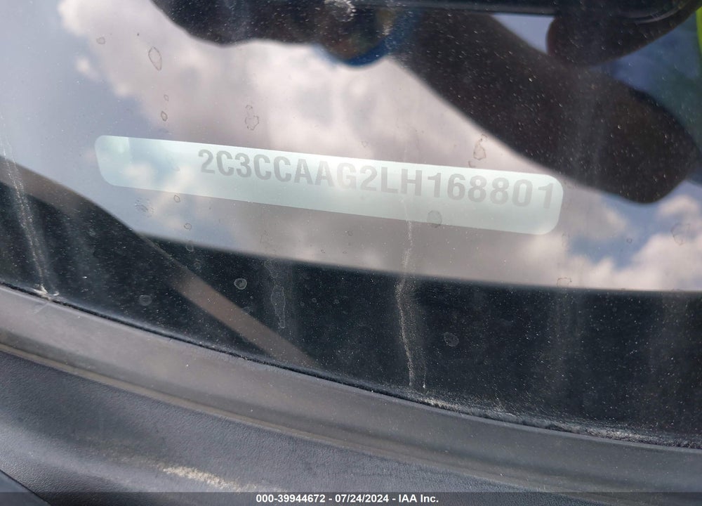 2020 CHRYSLER 300 TOURING VIN: 2C3CCAAG2LH168801