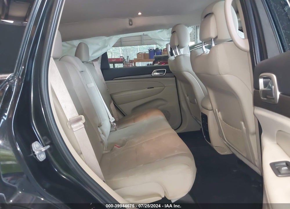2016 JEEP GRAND CHEROKEE LAREDO VIN: 1C4RJFAG2GC495121