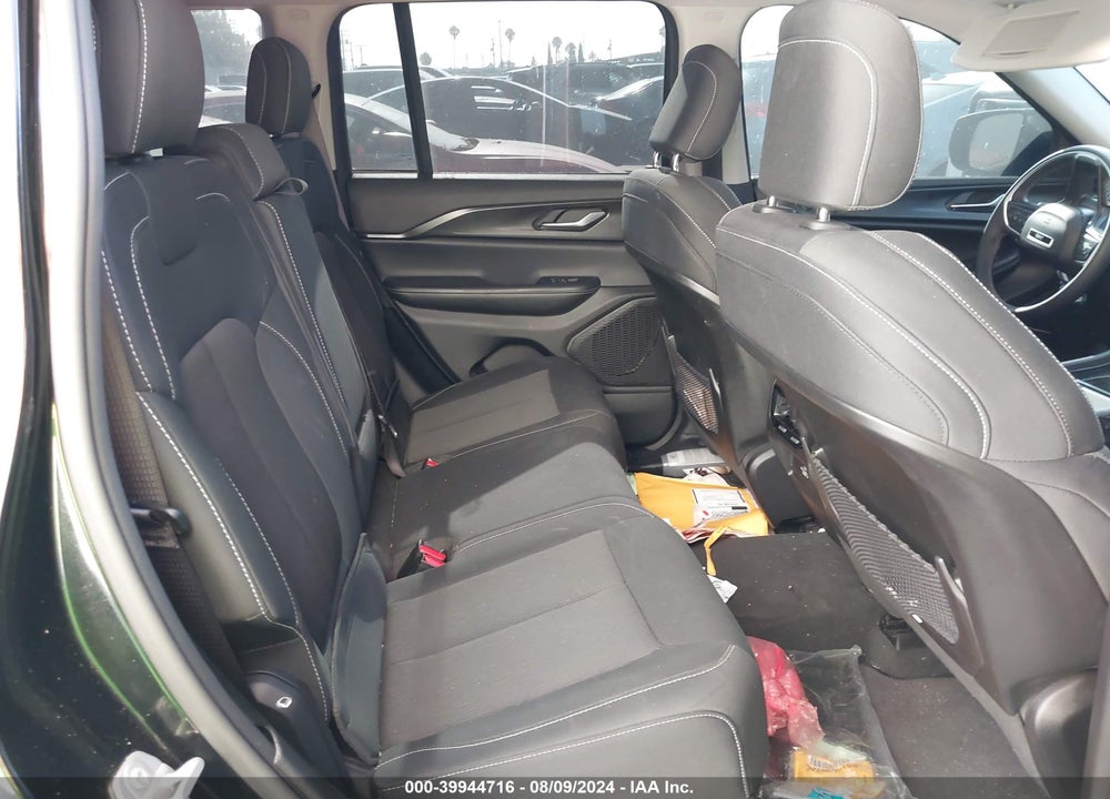 2023 JEEP GRAND CHEROKEE LAREDO 4X4 VIN: 1C4RJHAG8PC644109