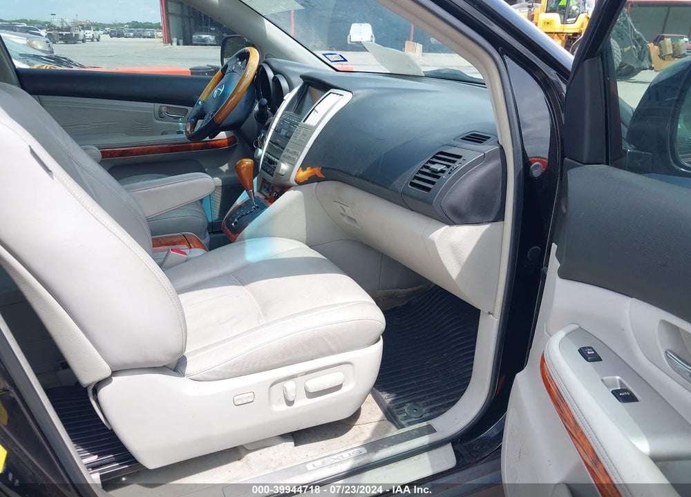 2006 LEXUS RX 330 VIN: 2T2GA31U46C051607