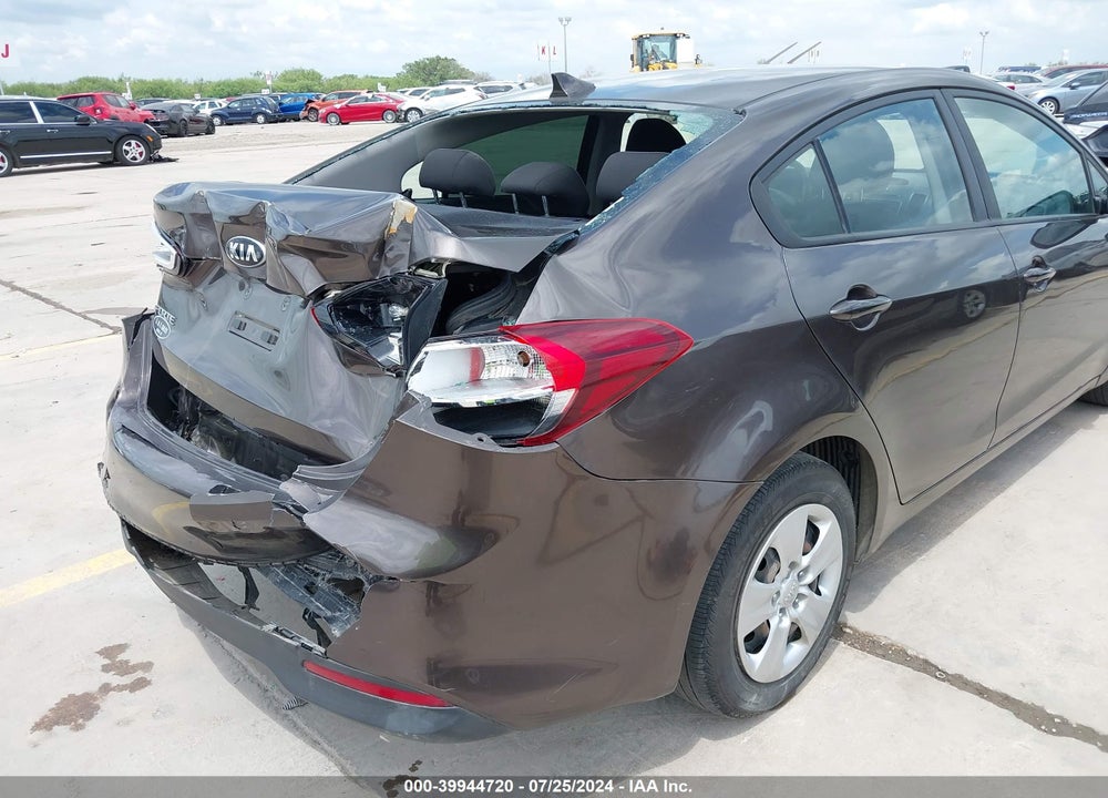 2017 KIA FORTE LX VIN: 3KPFK4A70HE061200