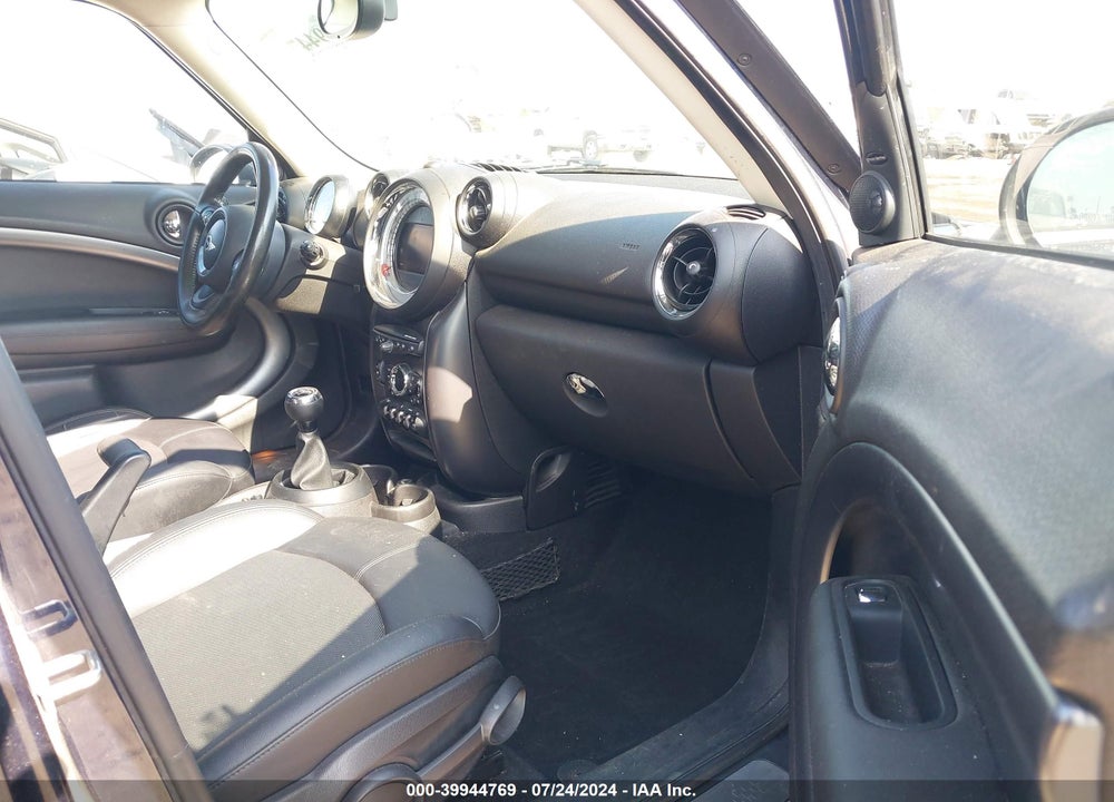 2013 MINI COUNTRYMAN COOPER S VIN: WMWZC3C51DWP51244