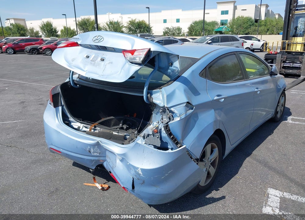 2013 HYUNDAI ELANTRA GLS VIN: KMHDH4AEXDU688580