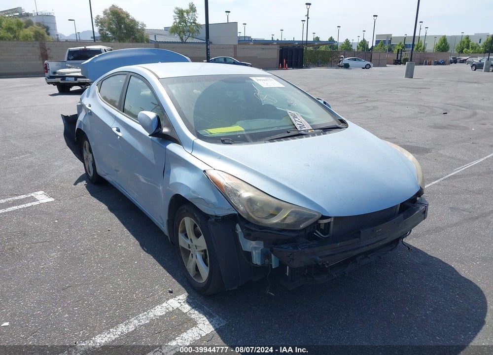 2013 HYUNDAI ELANTRA GLS VIN: KMHDH4AEXDU688580