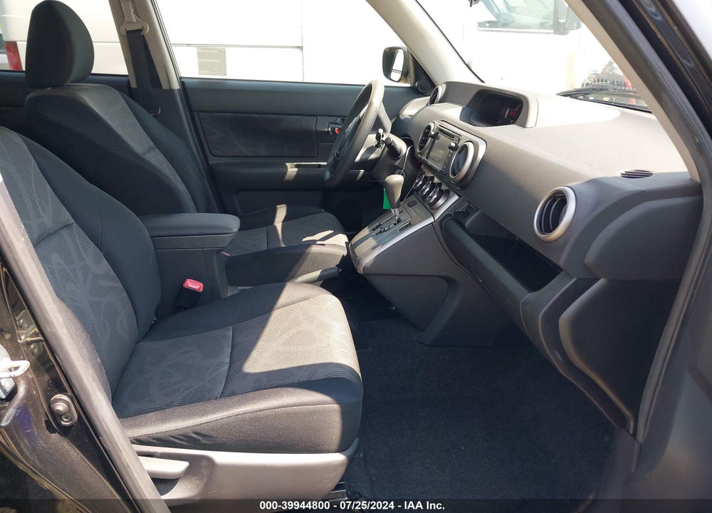 2015 SCION XB VIN: JTLZE4FE2FJ079746