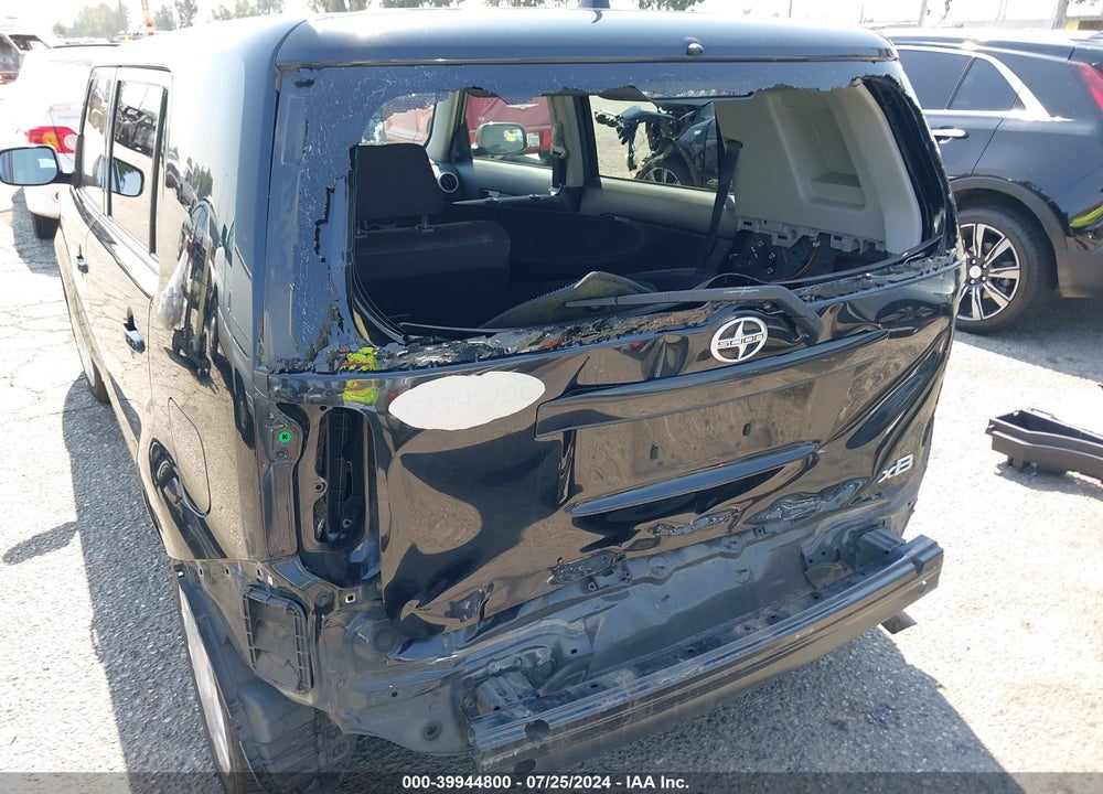 2015 SCION XB VIN: JTLZE4FE2FJ079746