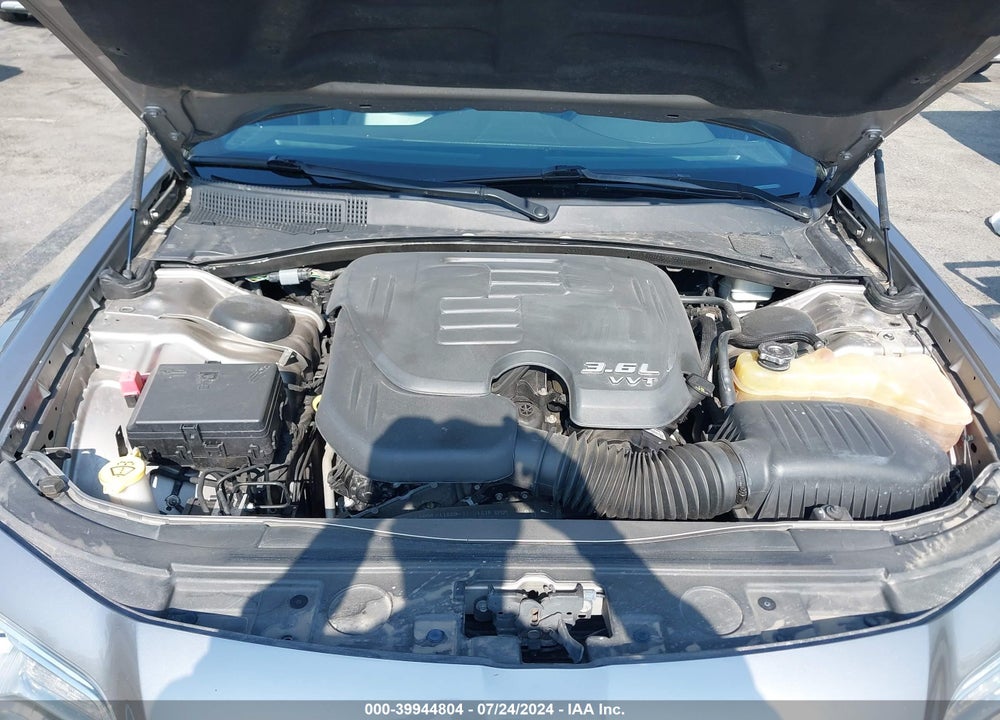 2014 CHRYSLER 300 VIN: 2C3CCAAG1EH262946