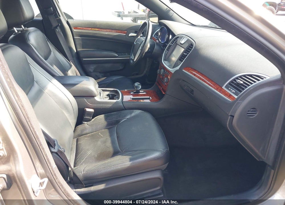 2014 CHRYSLER 300 VIN: 2C3CCAAG1EH262946