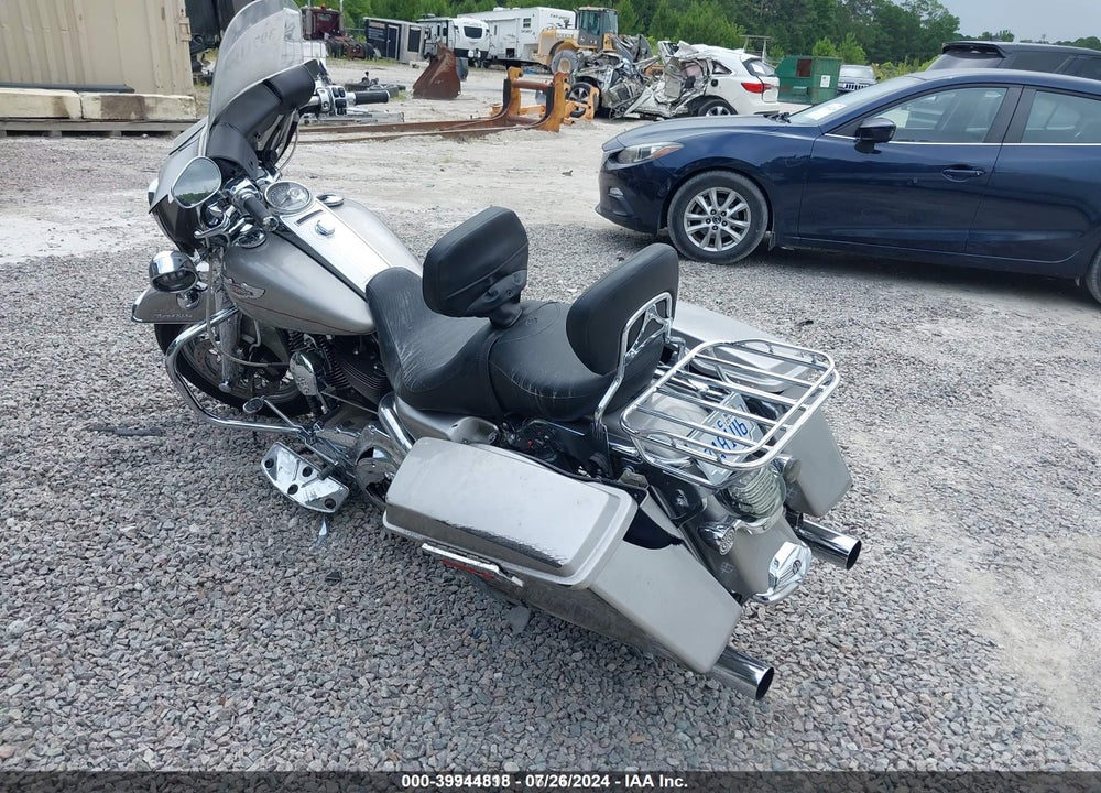 2008 HARLEY-DAVIDSON FLHRC VIN: 1HD1FR4128Y620418