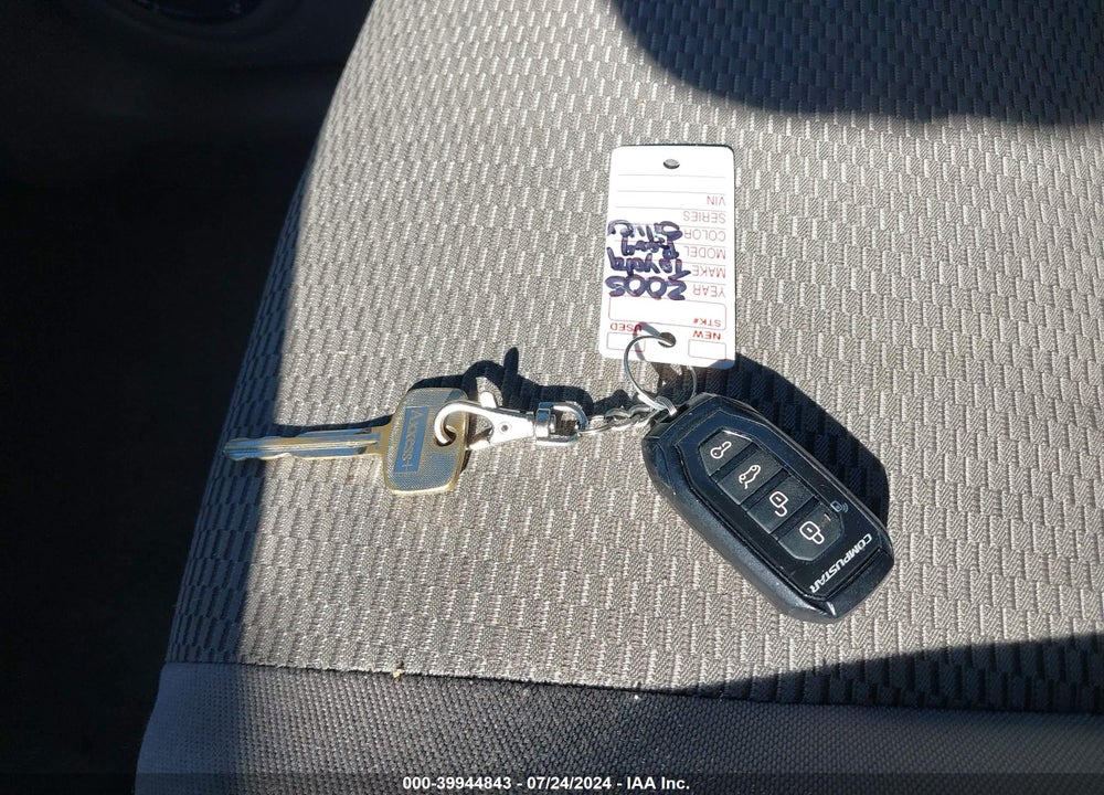 2005 TOYOTA RAV4 VIN: JTEGD20V250089647