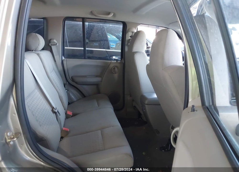 2007 JEEP LIBERTY SPORT VIN: 1J4GL48K57W710161
