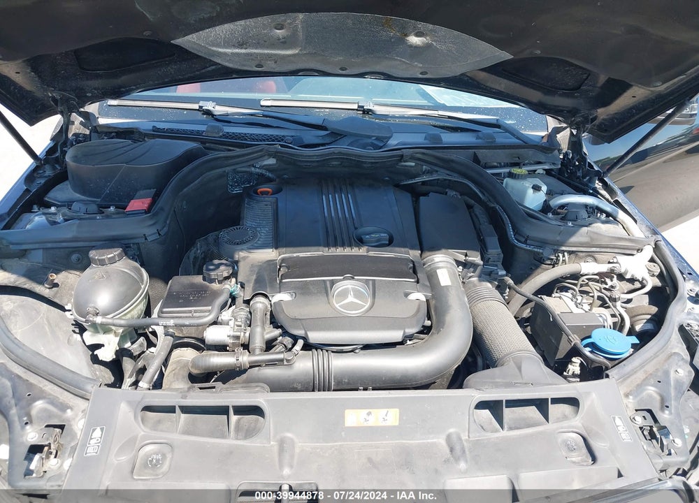 2012 MERCEDES-BENZ C 250 VIN: WDDGJ4HB3CF817155