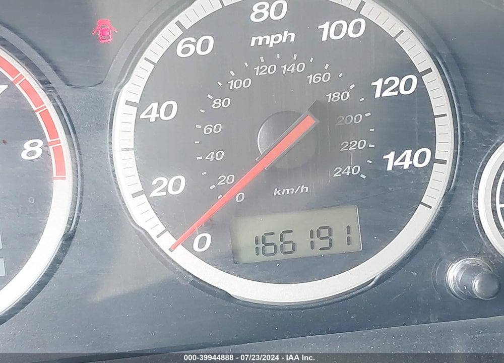2005 HONDA CR-V LX VIN: SHSRD68505U308298