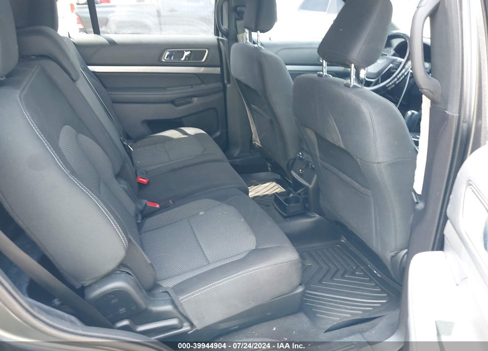 2019 FORD EXPLORER XLT VIN: 1FM5K7D84KGB34301