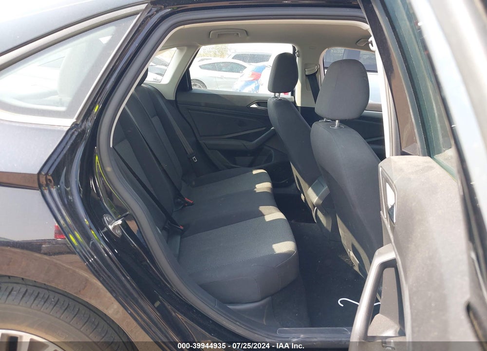2021 VOLKSWAGEN JETTA 1.4T R-LINE/1.4T S/1.4T SE VIN: 3VWC57BU2MM052060