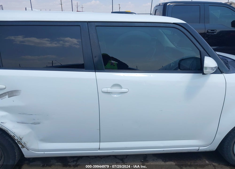 2014 SCION XB VIN: JTLZE4FE8EJ051173