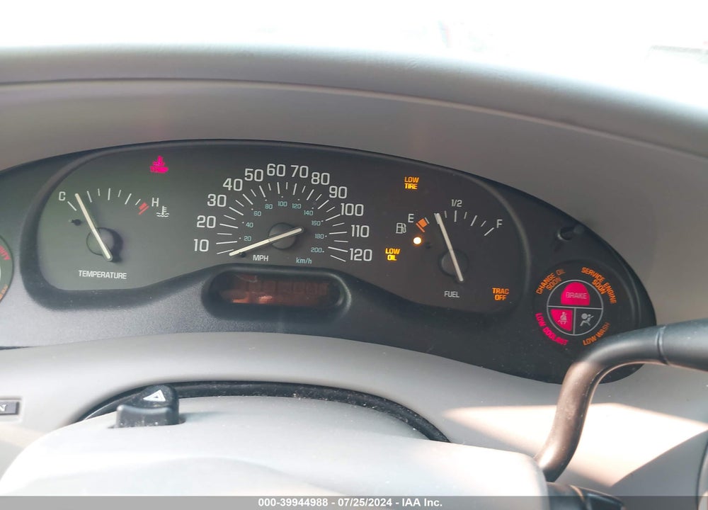 2000 BUICK CENTURY LIMITED VIN: 2G4WY55J7Y1206428