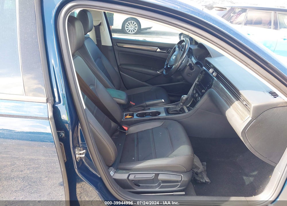 2020 VOLKSWAGEN PASSAT 2.0T R-LINE VIN: 1VWMA7A38LC013272