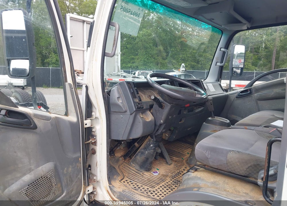 2015 ISUZU NPR DSL REG AT VIN: JALC4W168F7004416