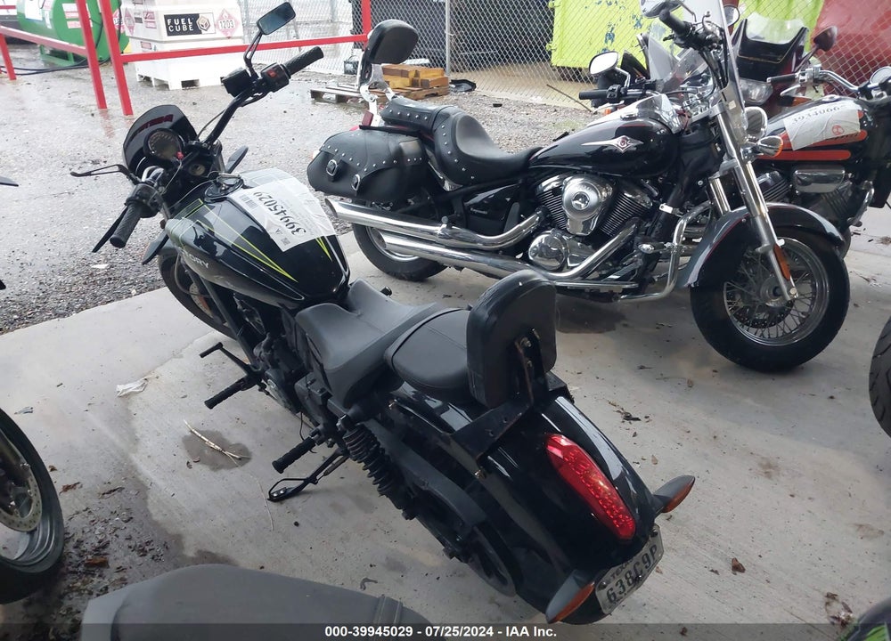 2017 VICTORY MOTORCYCLES OCTANE VIN: 5VPFTB002H3002728