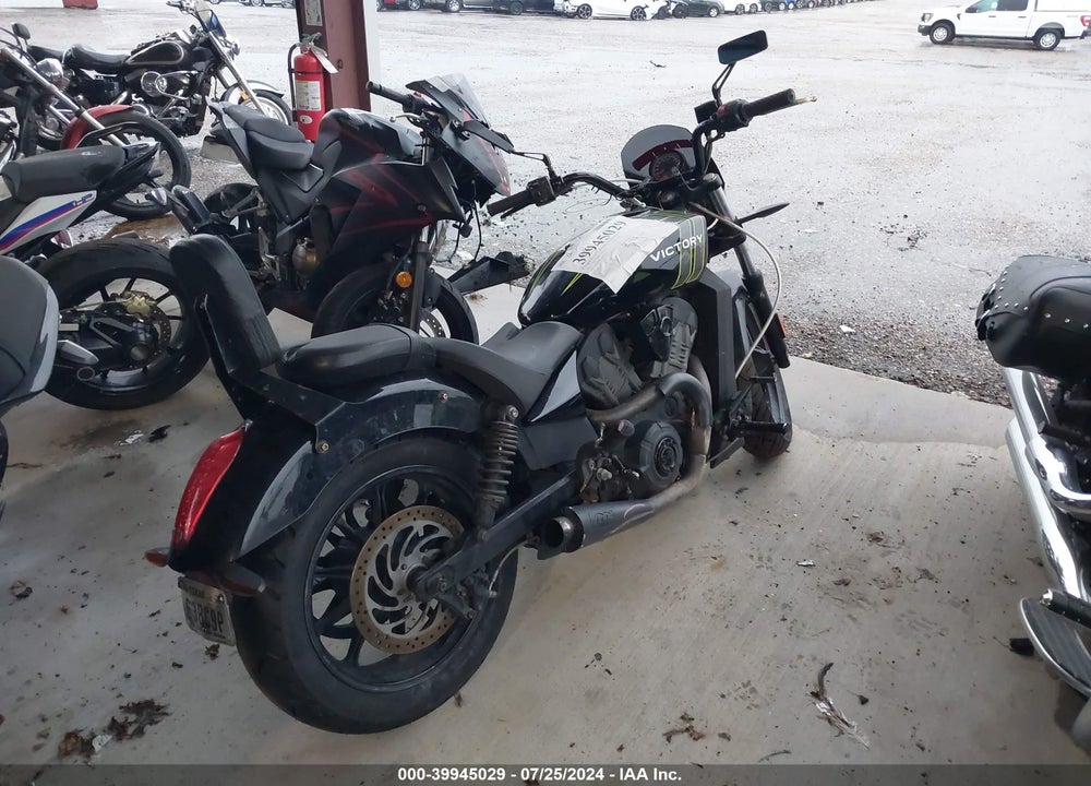 2017 VICTORY MOTORCYCLES OCTANE VIN: 5VPFTB002H3002728