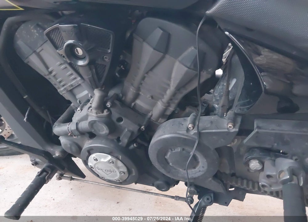 2017 VICTORY MOTORCYCLES OCTANE VIN: 5VPFTB002H3002728