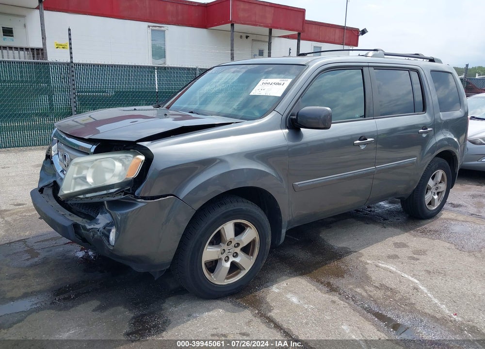 2011 HONDA PILOT EX-L VIN: 5FNYF4H50BB018866