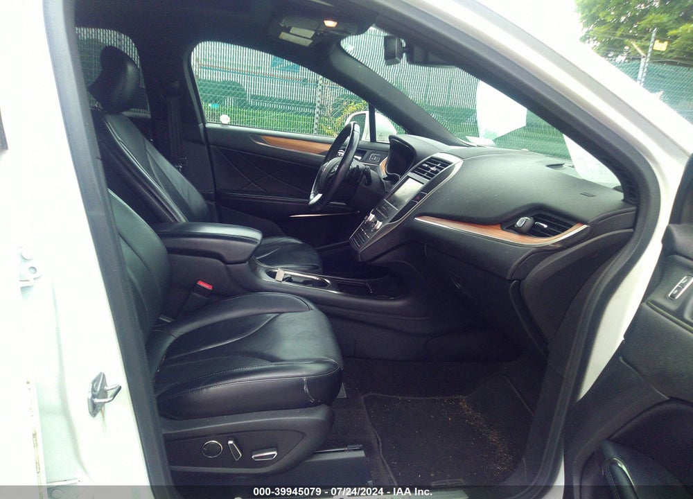 2015 LINCOLN MKC VIN: 5LMCJ2A92FUJ10156