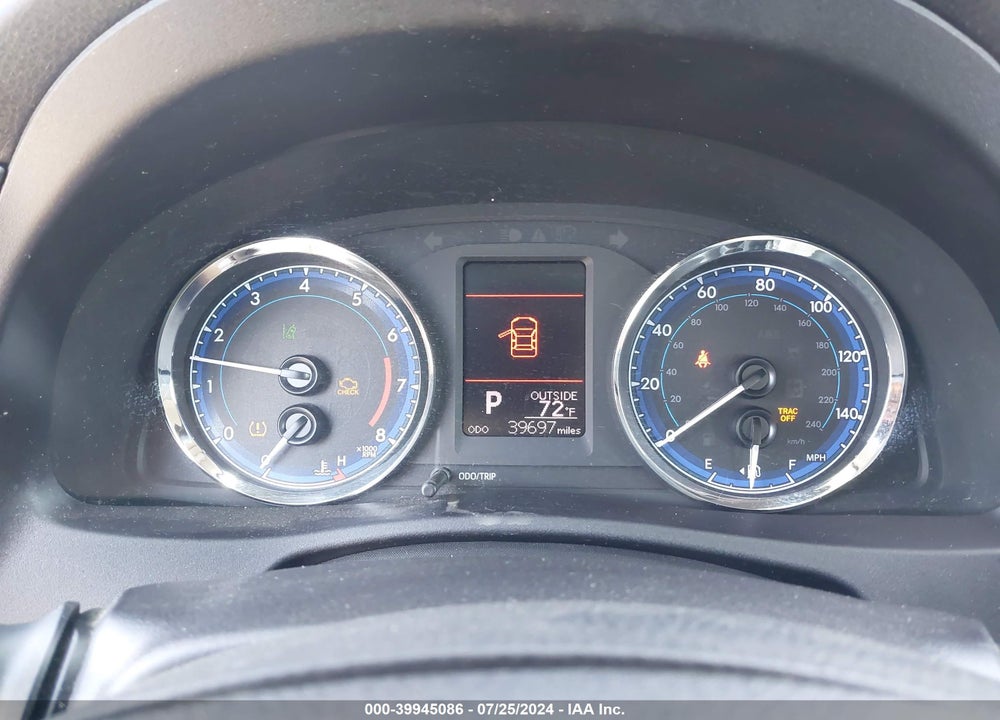 2019 TOYOTA COROLLA LE VIN: 2T1BURHE0KC127986