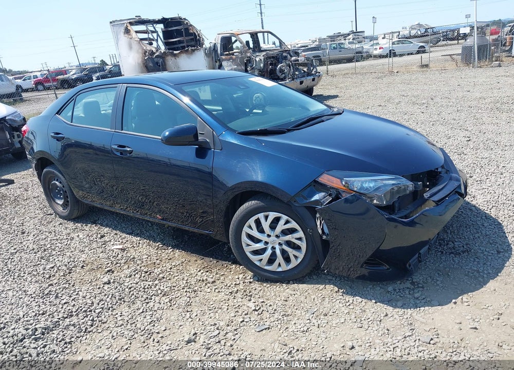 2019 TOYOTA COROLLA LE VIN: 2T1BURHE0KC127986